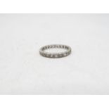 9ct white gold eternity band ring with synthetic spinel (2.4g) Size R