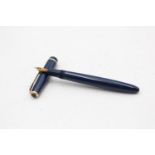 Vintage PARKER Victory Navy FOUNTAIN PEN w/ 14ct Gold Nib WRITING