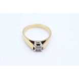 9ct gold diamond solitaire cathedral setting ring (4.1g) size K