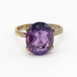 9ct gold amethyst ring size K 2.8g