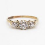 9ct gold and CZ ring size M 1.5g