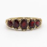 9ct gold antique garnet ring size P 3.2g