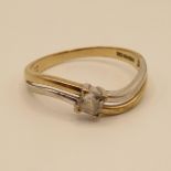 9ct white and yellow gold twist ring 2.2g size T