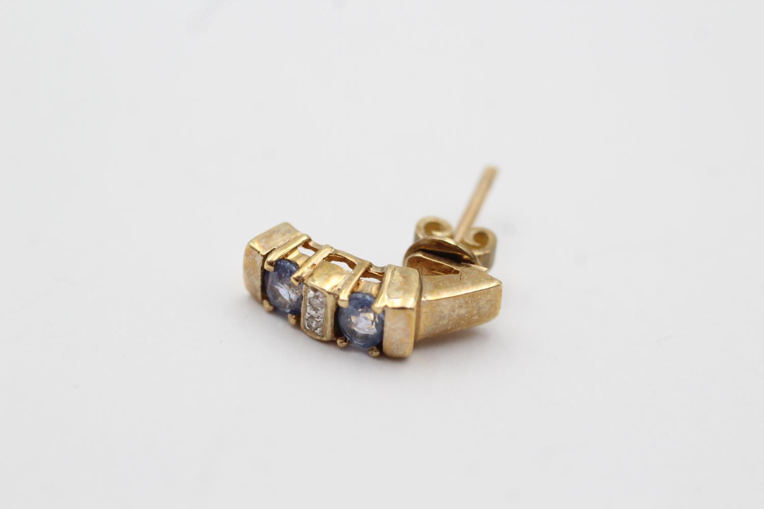 9ct gold sapphire & diamond stud earrings (2.8g) - Image 3 of 4