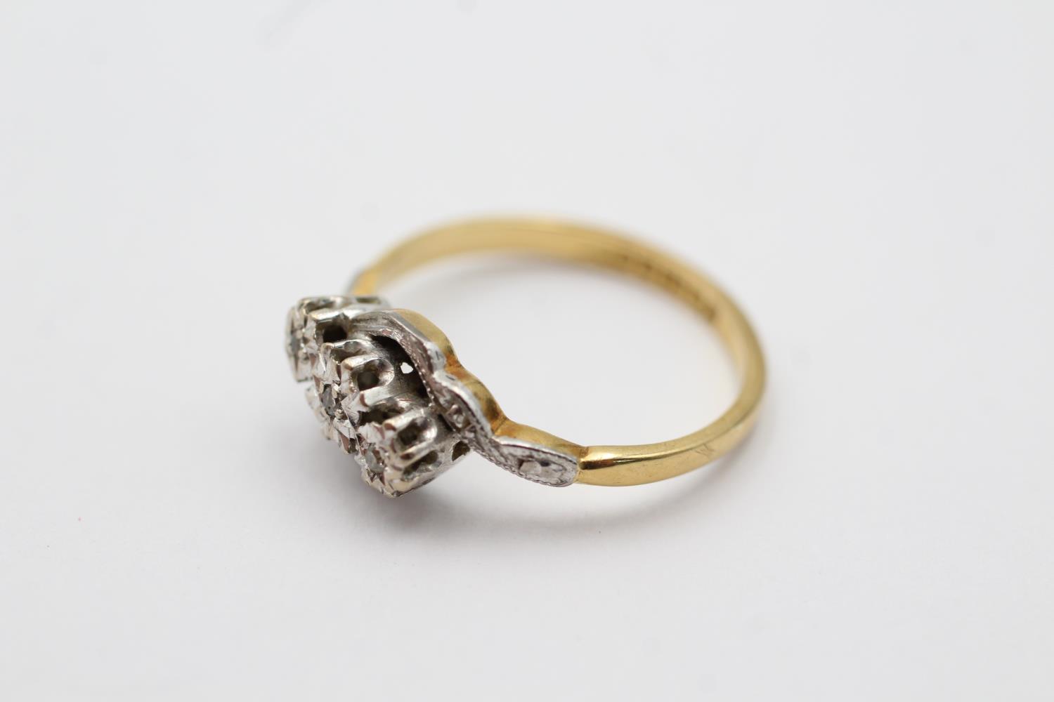 18ct gold diamond bypass band ring (2.6g) Size L - Image 2 of 5