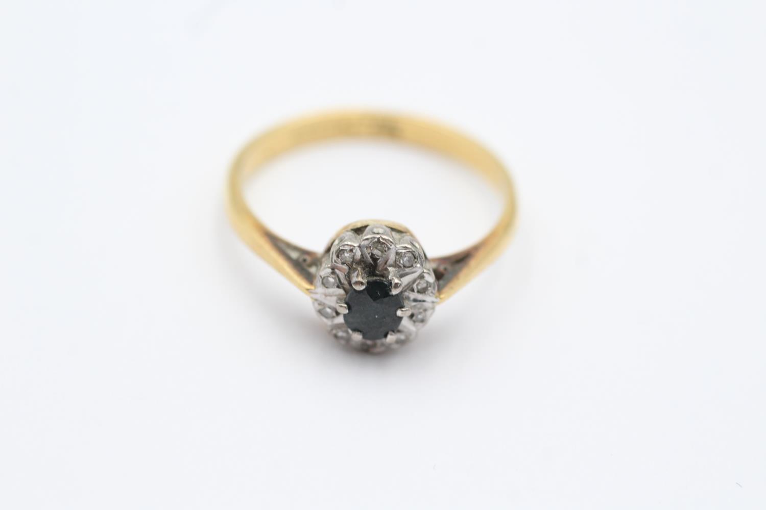 14ct gold diamond framed sapphire halo ring (3.2g) size Q