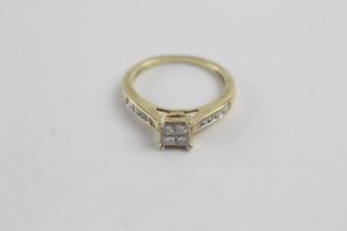 9ct gold diamond dress ring (2.1g) size L