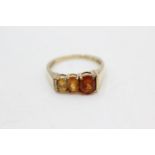 9ct gold citrine trilogy ring (3g) size P