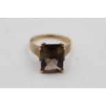 9ct gold smoky quartz cocktail ring (4.4g) size Q