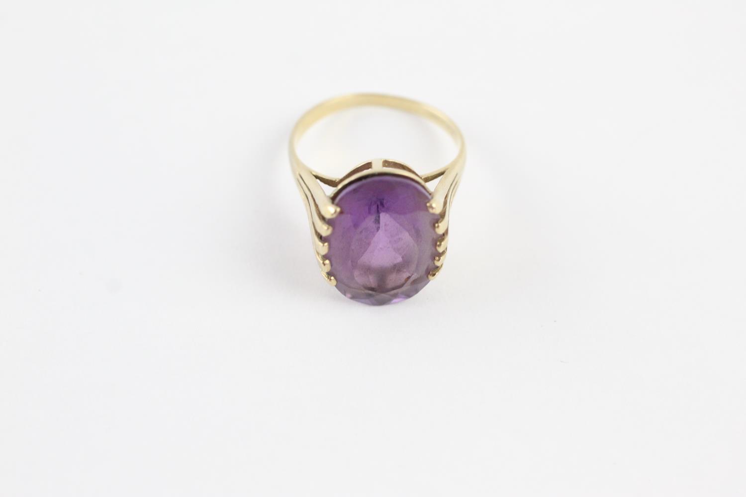 9ct gold amethyst high profile setting cocktail ring (3.8g) size O