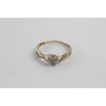 9ct gold diamond twist ring (1g) size L