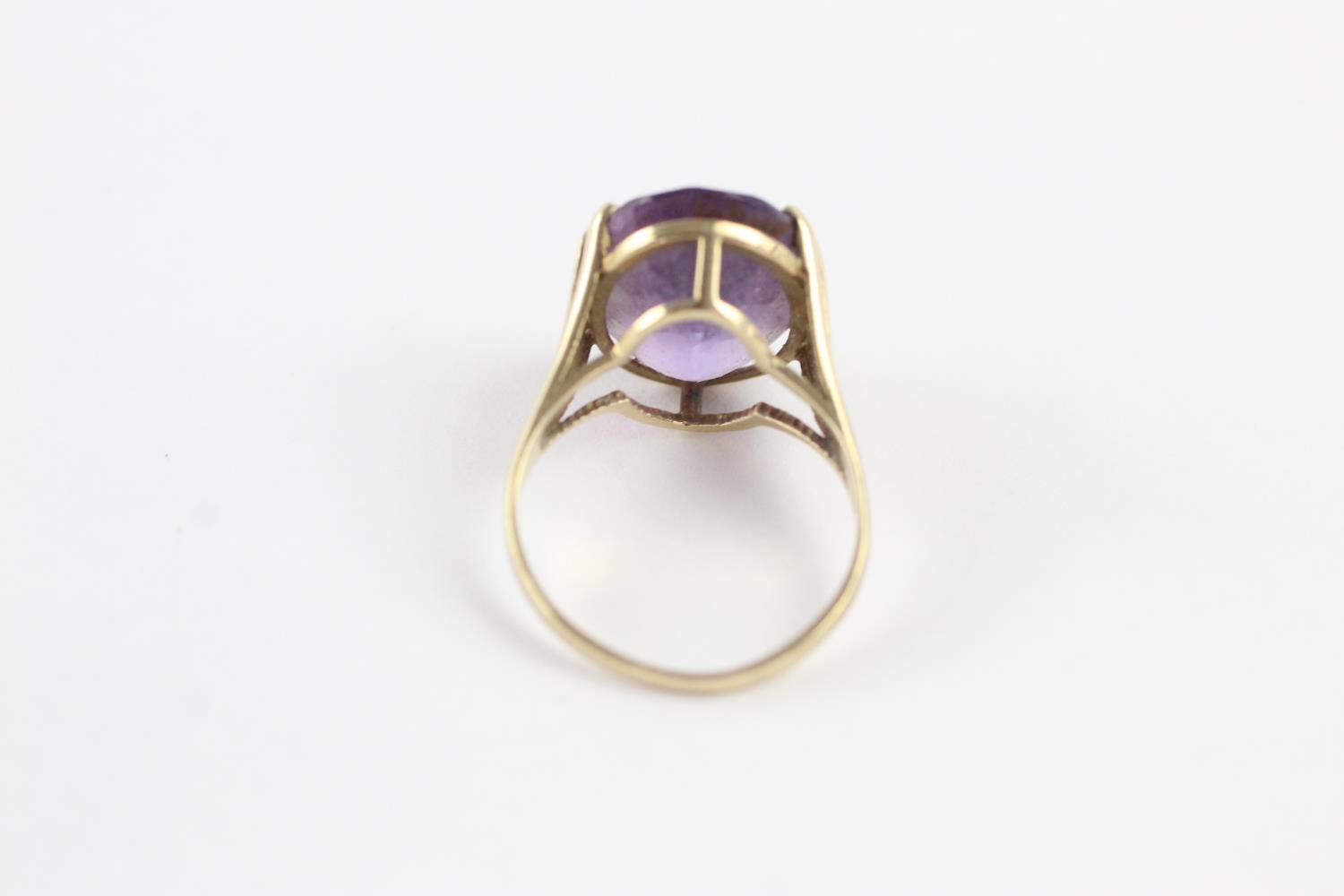9ct gold amethyst high profile setting cocktail ring (3.8g) size O - Image 5 of 9