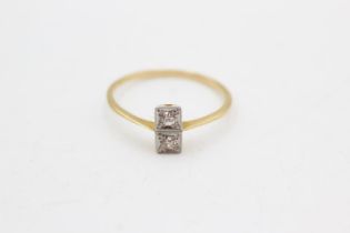 18ct gold & platinum diamond two stone dress ring (1.8g) size T