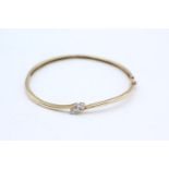 9ct gold vintage diamond three stone bangle (7.7g)