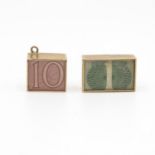 2x 9ct gold folded money charms 5.3g