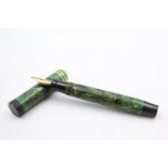 Vintage PARKER Duofold Green Lacquer FOUNTAIN PEN w/ 14ct Gold Nib WRITING