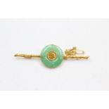 14ct gold oriental jadeite brooch (5.9g)