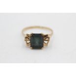 9ct gold synthetic spinel ring (3.6g) size W