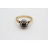 18ct gold sapphire & diamond halo ring (3.6g) size K