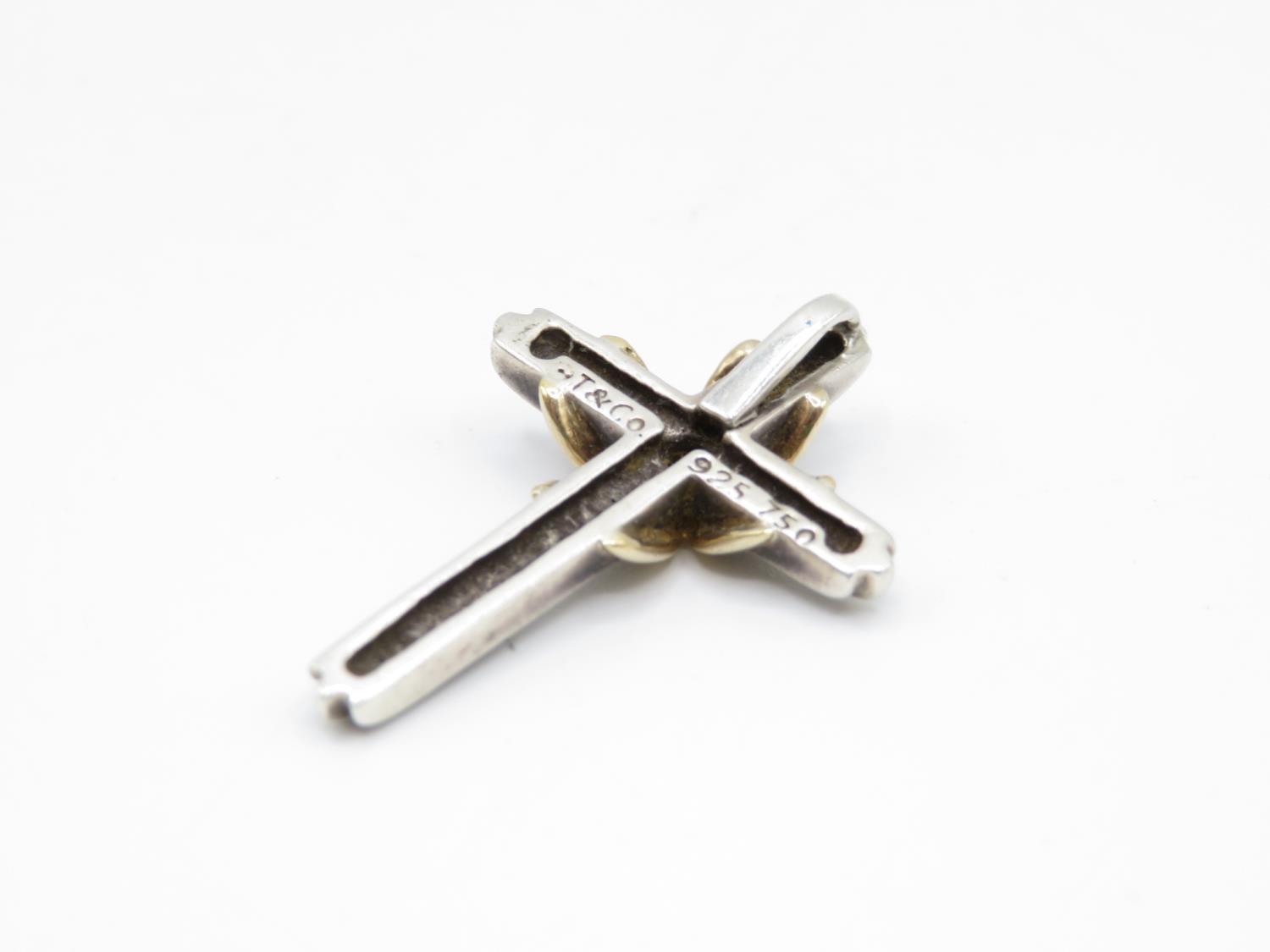 Tiffany and Co 1" cross 925 silver with 18ct crossover beading fully HM to Tiffany's 3.7g - Image 5 of 5