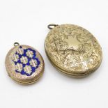 2x large back and front pendant lockets 23.3g