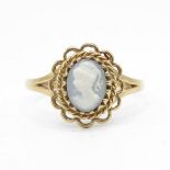 9ct gold and cameo ring size R 1.8g