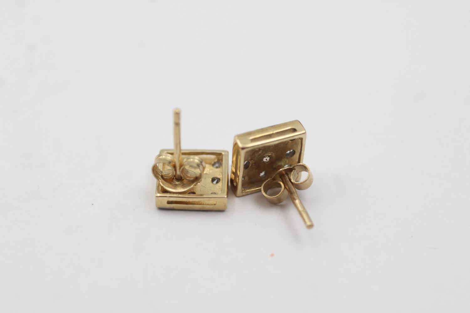 9ct gold diamond stud earrings (1.7g) - Image 3 of 3