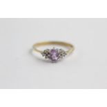 9ct gold amethyst and clear gemstone dress ring (1.4g) Size M