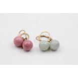 2 x 9ct gold paired bead drop earrings inc. jade & quartzite (5g)