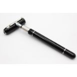 DUNHILL Black Lacquer FOUNTAIN PEN w/ 18ct White Gold Nib WRITING In previously owned condition