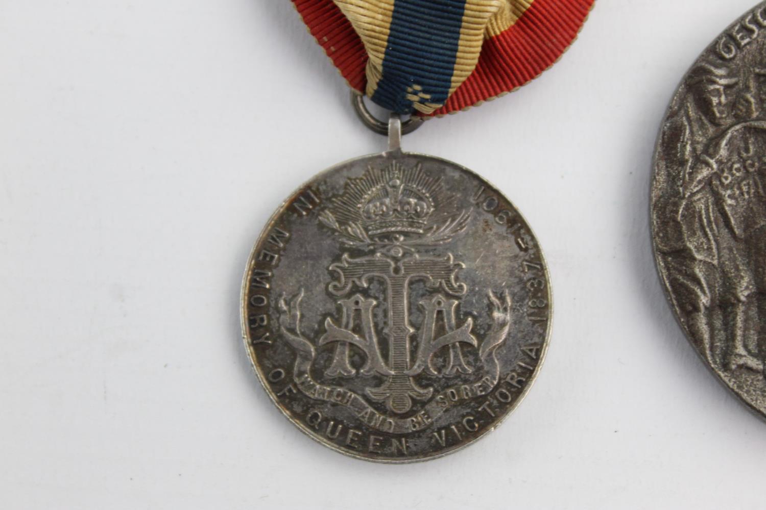 4 x Assorted MEDALS Inc R.M.S Lusitania, Army Temperance, St John Long Service In antique / - Bild 7 aus 10