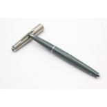 CHALK MARKED Vintage PARKER 61 Grey FOUNTAIN PEN w/ Brushed Steel Cap WRITING CHALK MARKED Vintage