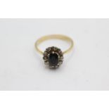 18ct gold diamond and sapphire cluster ring (2.9g) size P