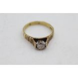18ct gold diamond solitaire ring (3.4g) Size N