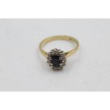 18ct gold sapphire & diamond ring (3.5g) Size M