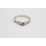 9ct white gold diamond ring (2.1g) Size O