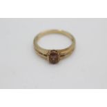 9ct gold brown gemstone & diamond ring (2.5g) Size N