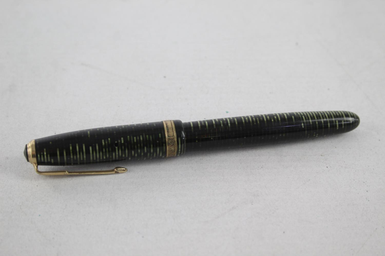 Vintage PARKER Vaccumatic Green FOUNTAIN PEN w/ 14ct Gold Nib WRITING Vintage PARKER Vaccumatic - Image 7 of 7