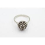 14ct white gold synthetic spinel ring (2.8g) Size O