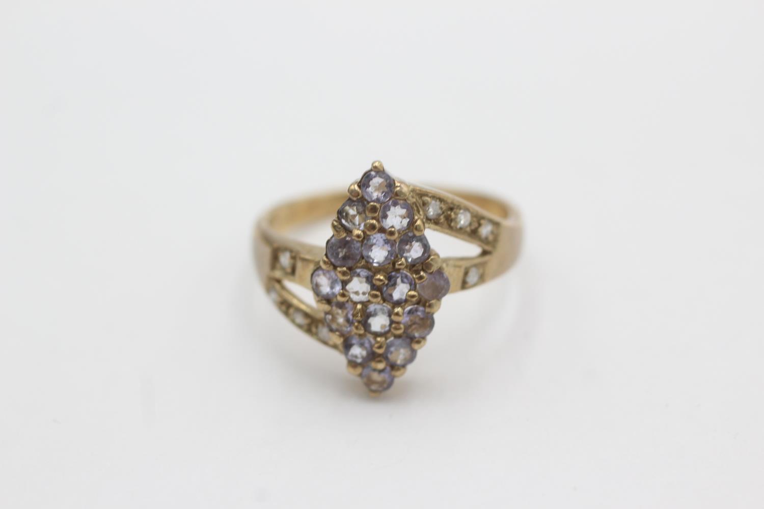 9ct gold diamond & topaz dress ring (3g) Size O