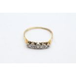 18ct gold & platinum diamond five stone ring (1.8g) Size R