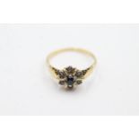 18ct gold sapphire & diamond ring (2.6g) Size O