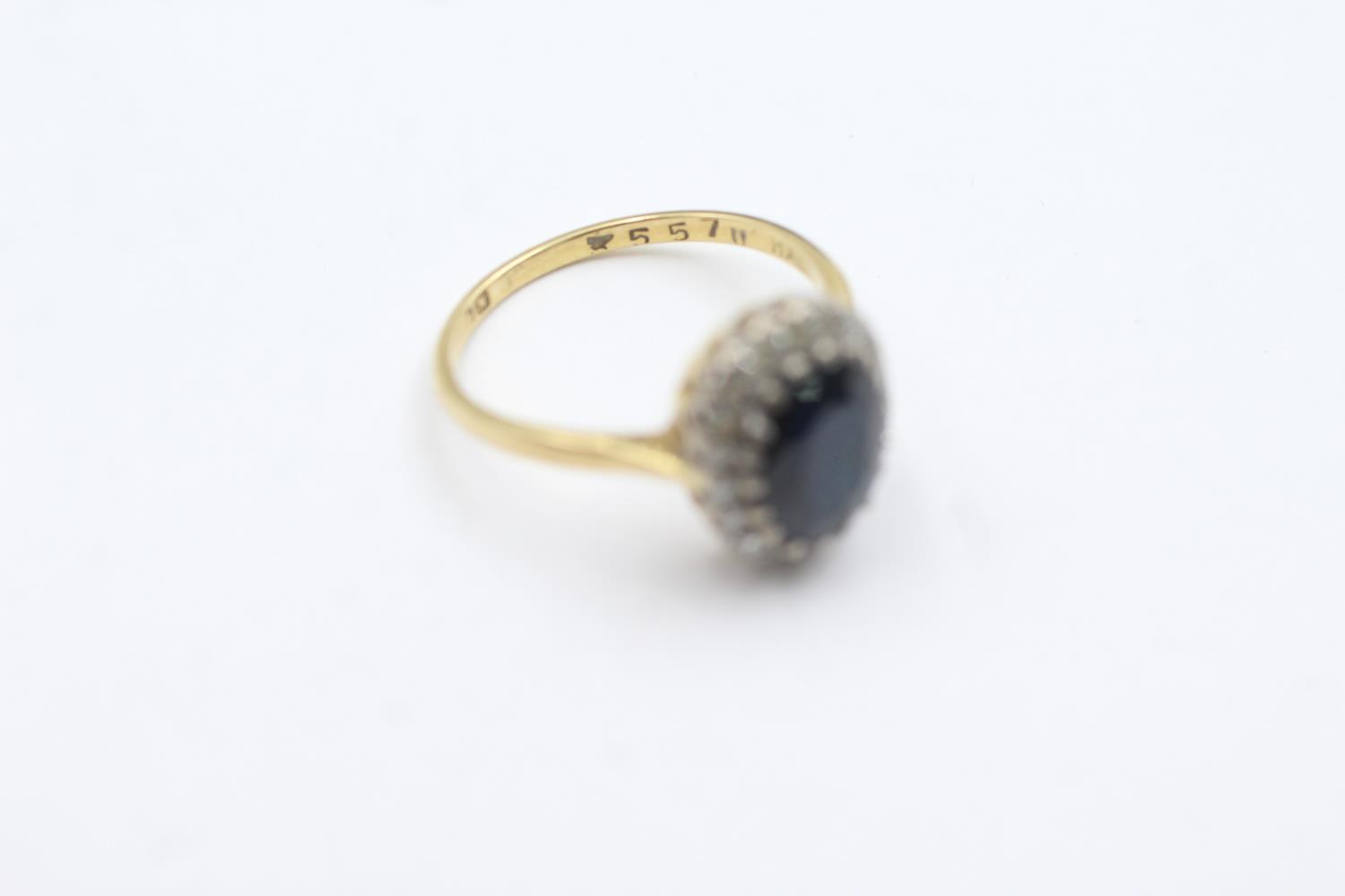 18ct gold diamond & sapphire halo ring (3.5g) Size N - Bild 2 aus 4