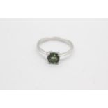 9ct white gold tourmaline solitaire ring (1.9g) Size N
