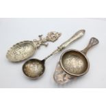 3 x Antique / Vintage Hallmarked .925 STERLING SILVER Spoons / Strainers (104g) In0antqiue / vintage