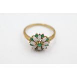 9ct gold emerald & opal floral ring (2.5g) Size P