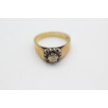 18ct gold sapphire & diamond ring (5.8g) Size O