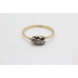 18ct gold diamond trilogy ring (2.2g) Size R