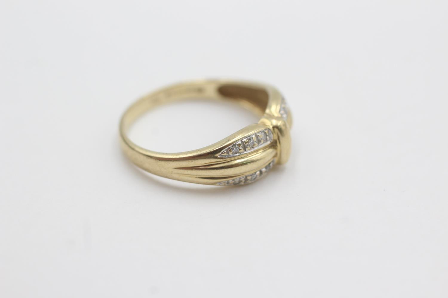 9ct gold diamond dress ring (2g) Size M - Bild 2 aus 4