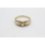 9ct gold diamond dress ring (2g) Size M